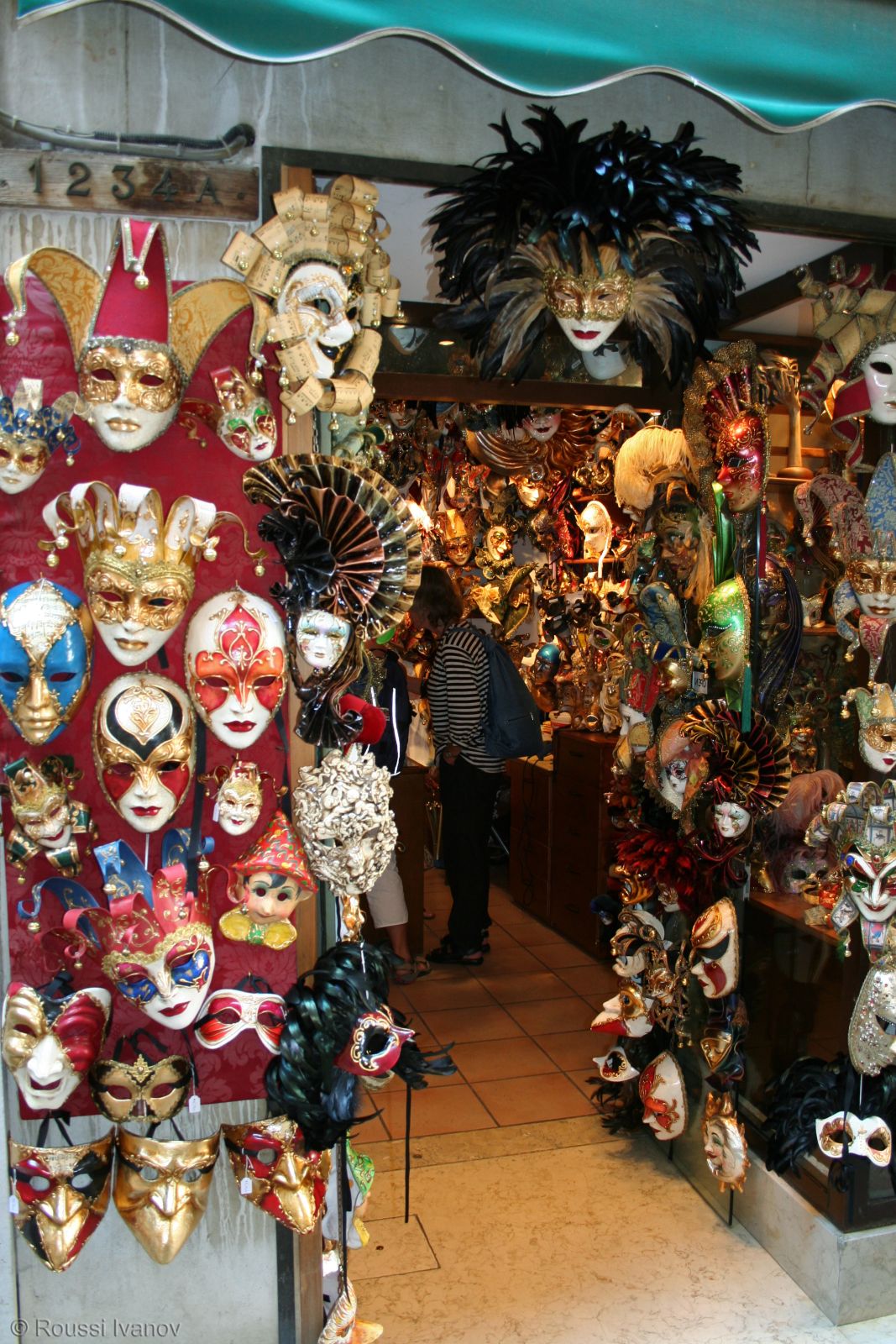 Mask shop